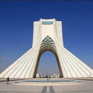 Meet your Posher, Golnaz